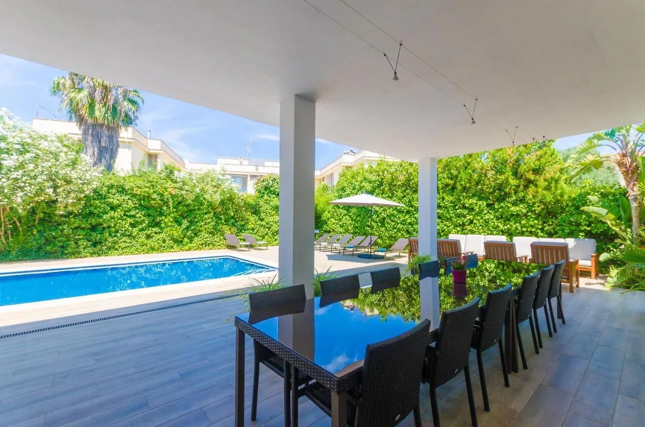 Villa Diagonal Can Picafort  Spain